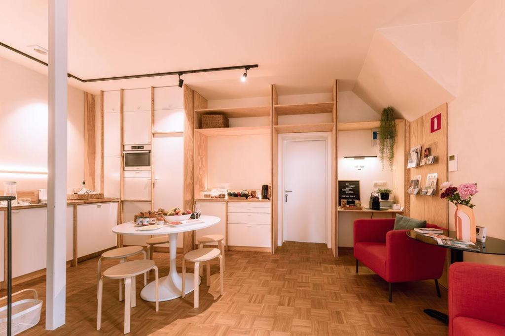 Violet Suites Γάνδη Εξωτερικό φωτογραφία